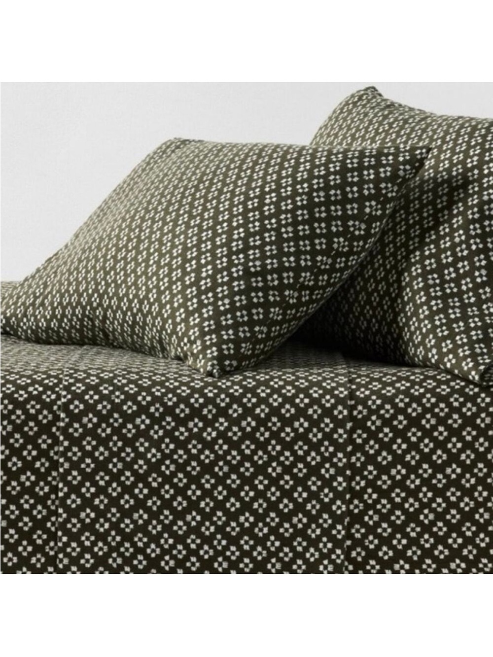NWT Threshold Geo Green ultra soft flannel sheets queen size